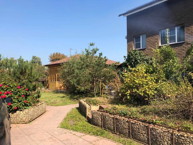 Зона барбекю и территория